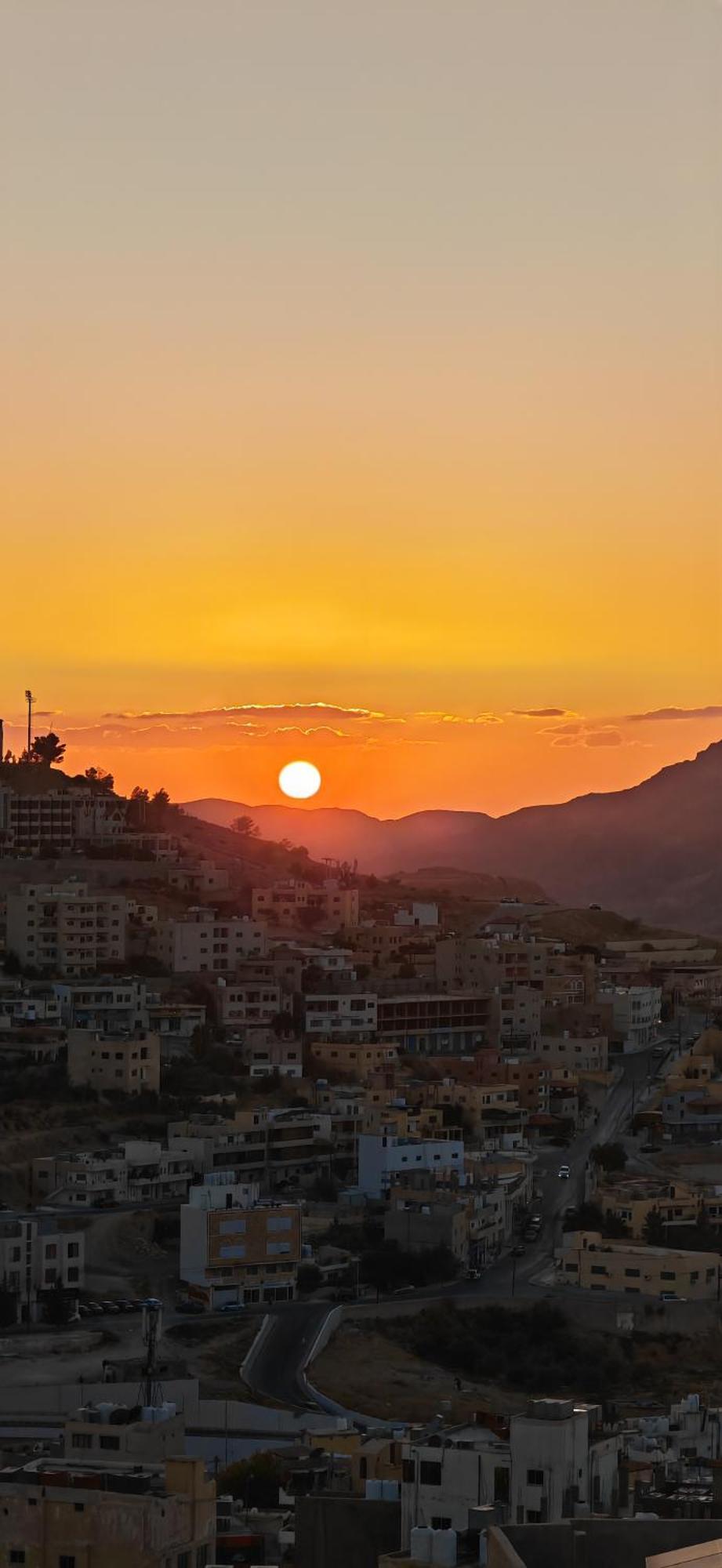 Cleopetra Hotel Wadi Musa Bagian luar foto